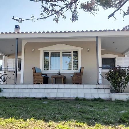 הוילה Corinth Fina'S House מראה חיצוני תמונה